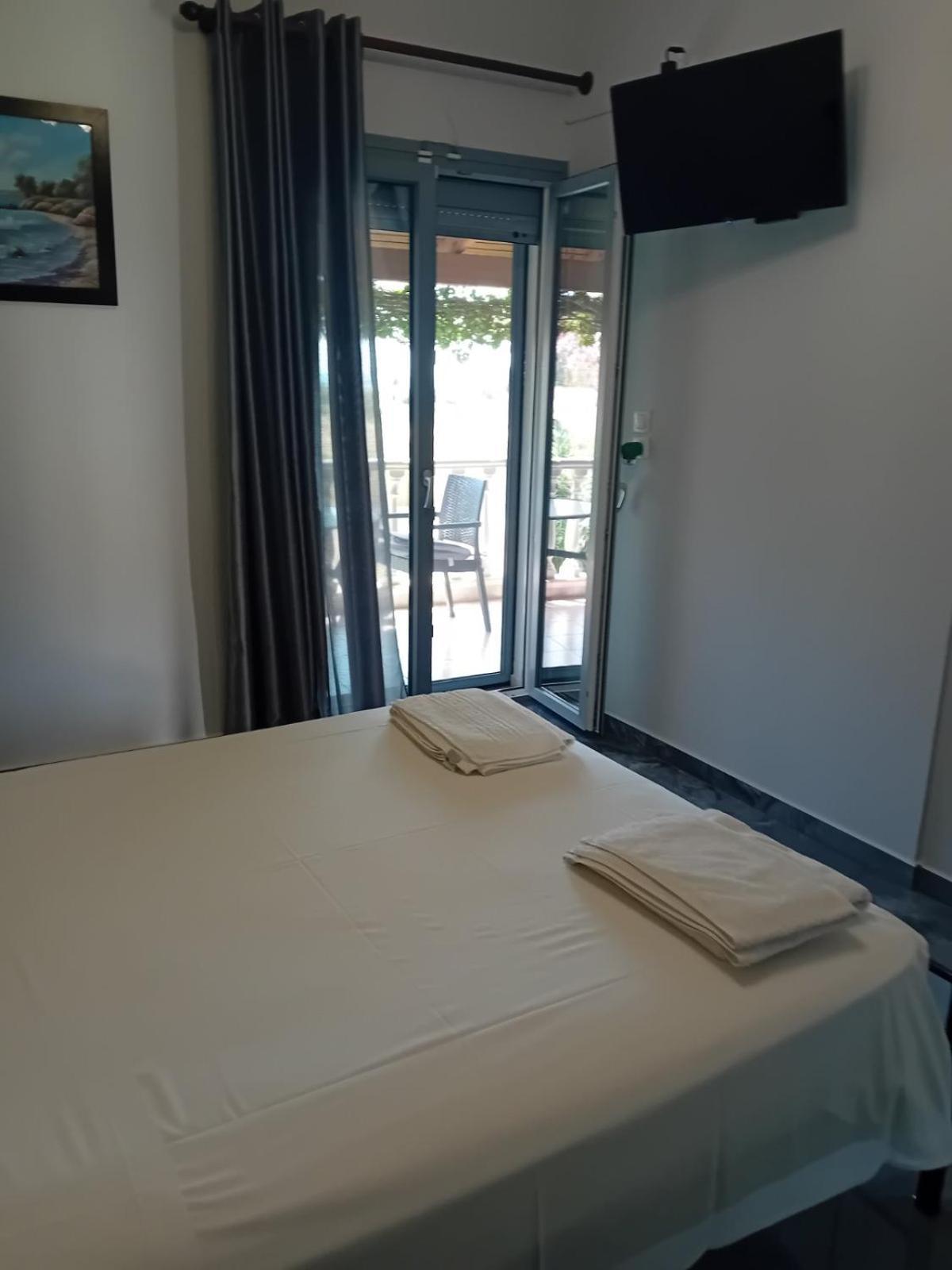 קאטליוס Eleni'S Studios מראה חיצוני תמונה