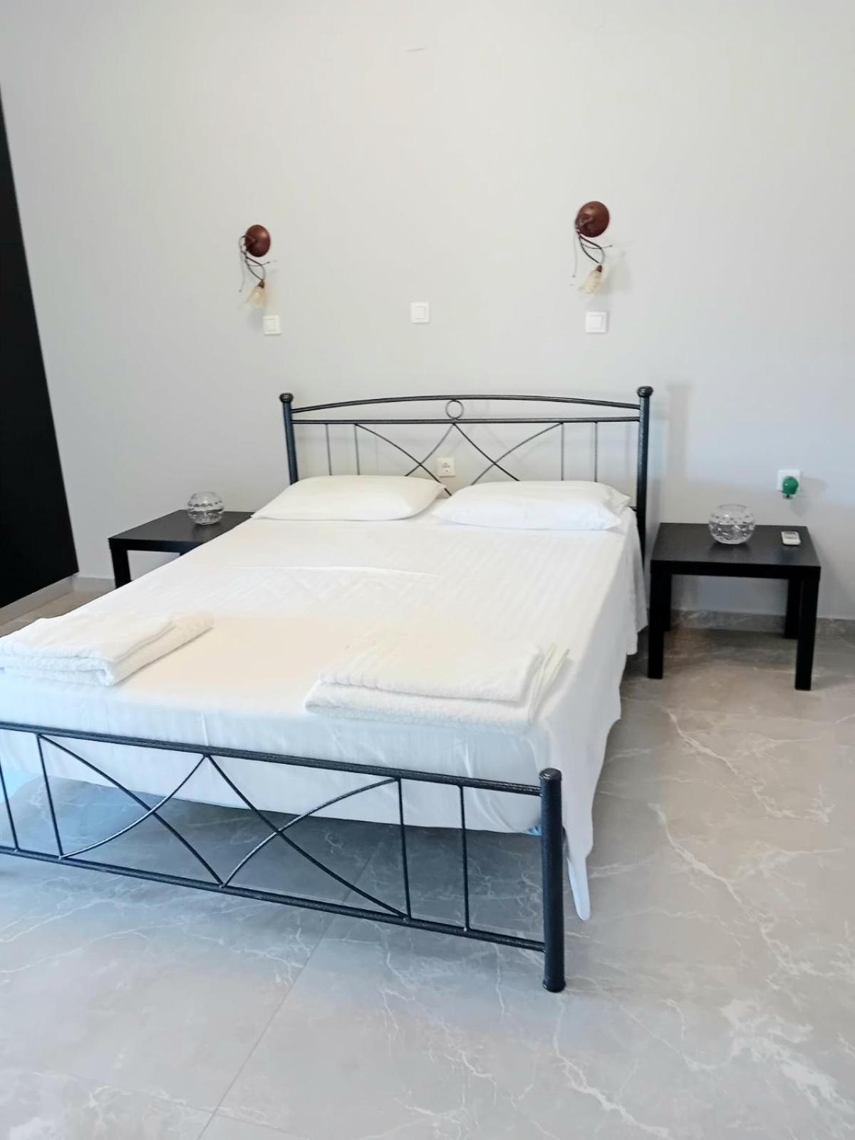 קאטליוס Eleni'S Studios מראה חיצוני תמונה